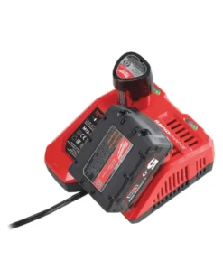 Pack milwaukee, chargeur rapide, 2x batteries M18 5ah et batterie M12 2ah